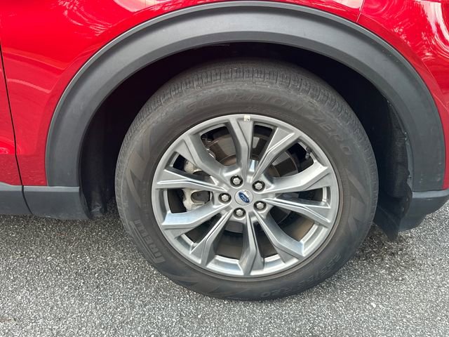 Used 2022 Ford Explorer XLT w/ Equipment Group 202A RWD image 12