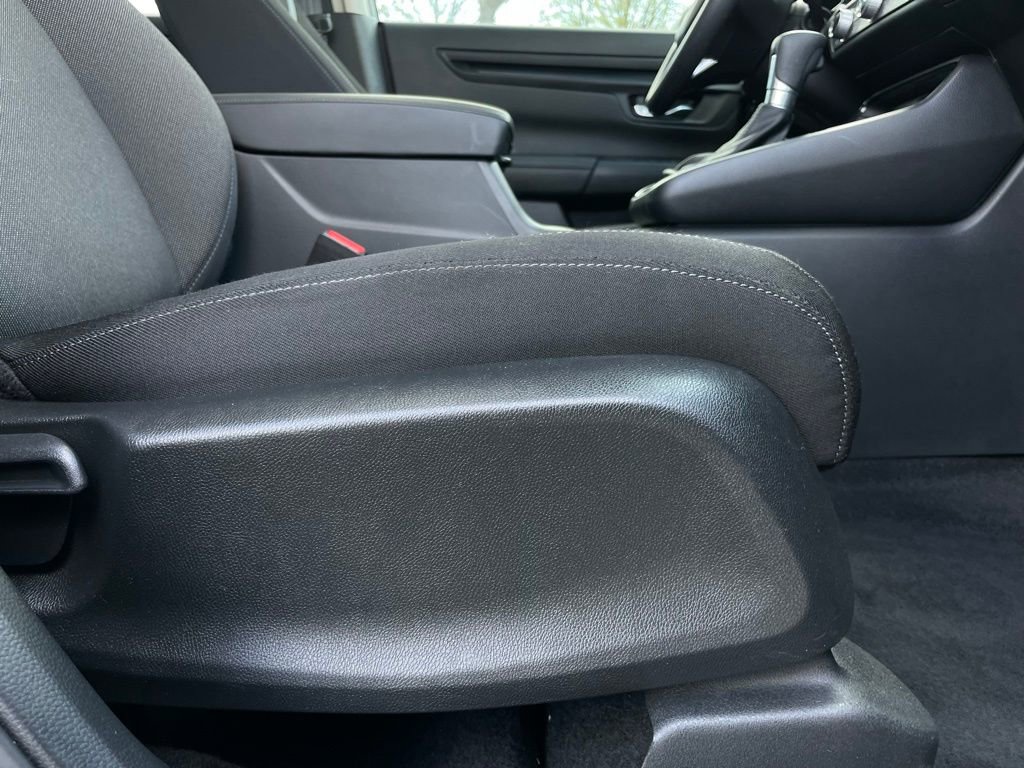 Certified 2025 Honda CR-V EX image 28