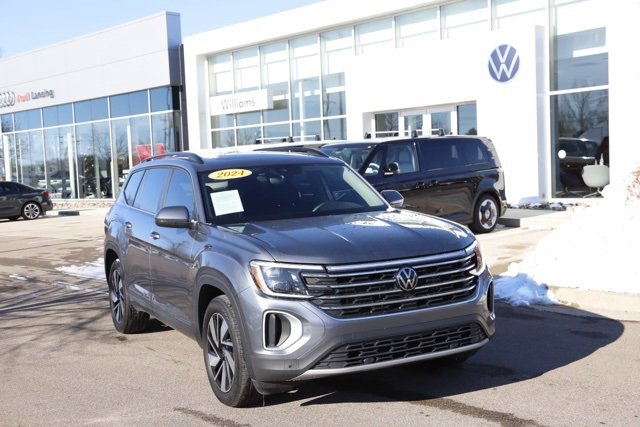 Used 2024 Volkswagen Atlas SE image 1