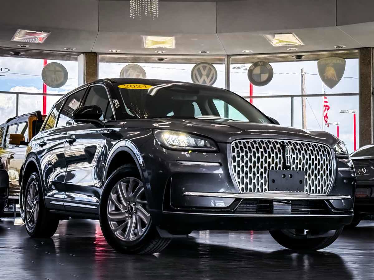 Used 2024 Lincoln Corsair Premiere