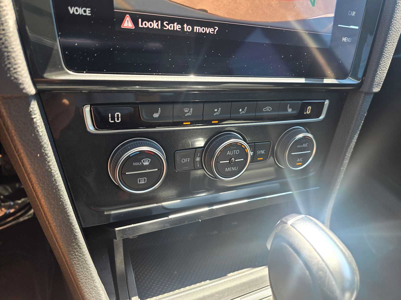 Used 2019 Volkswagen Golf S FWD image 29