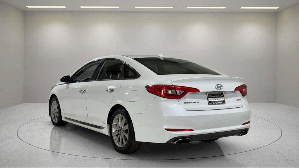 Used 2016 Hyundai Sonata Sport w/ Option Group 1V image 17