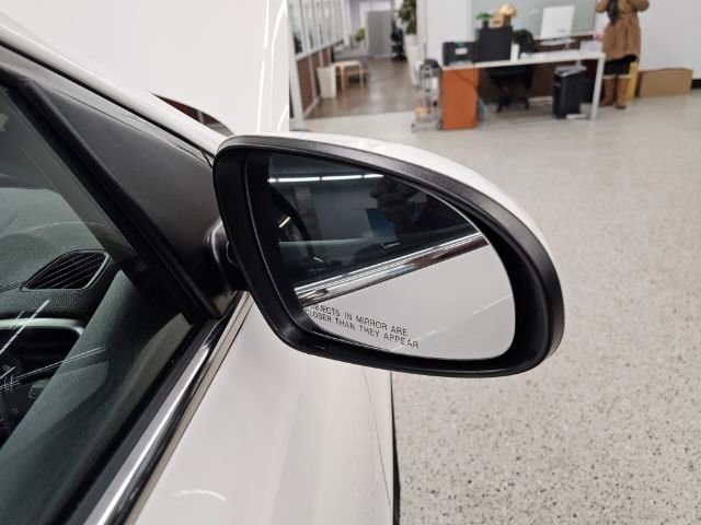 Used 2020 Kia Sportage LX image 36