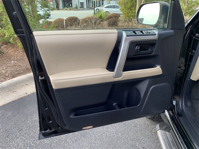 Used 2013 Toyota 4Runner Limited image 17