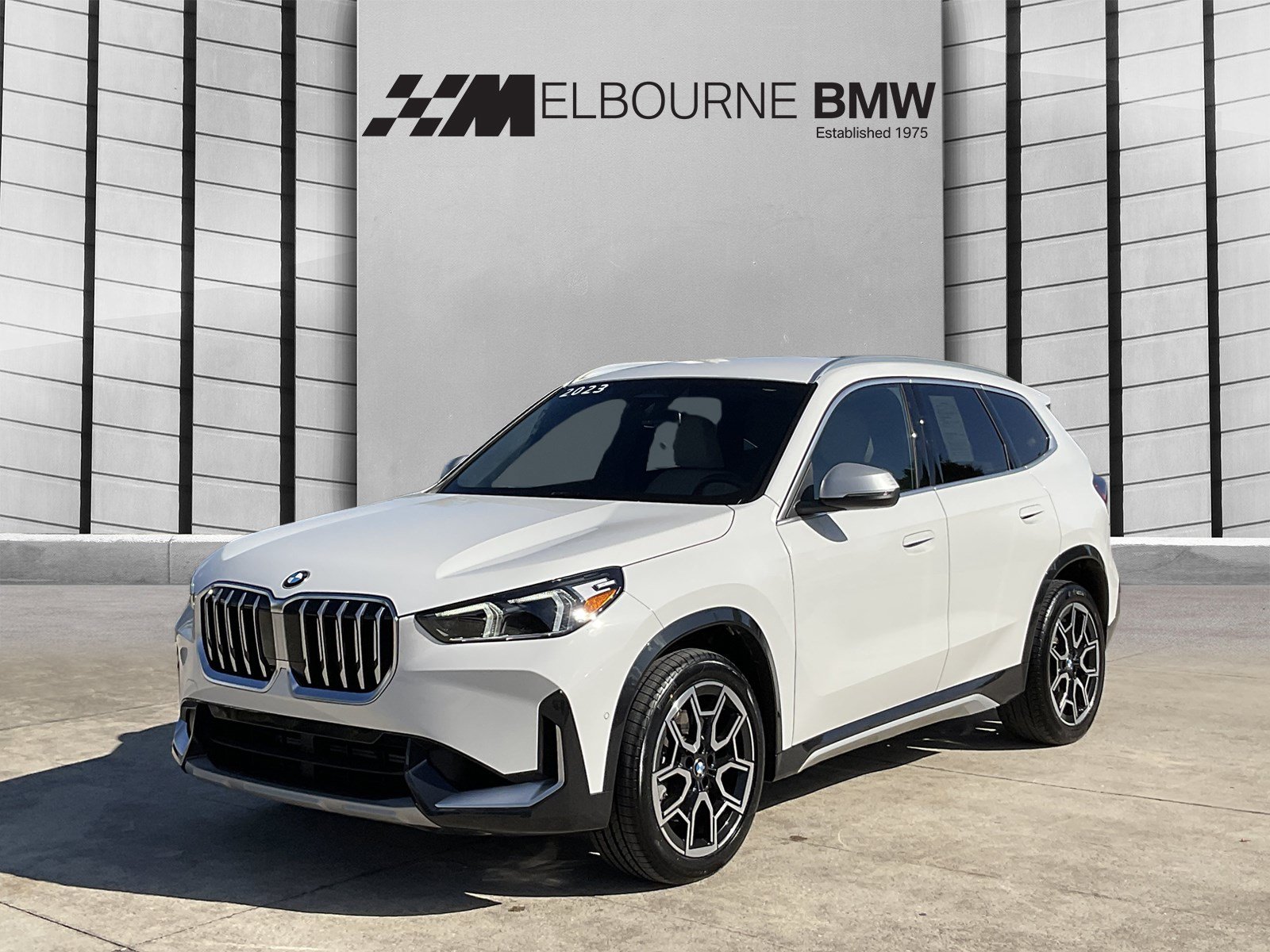 Certified 2023 BMW X1 xDrive28i w/ Convenience Package AWD/4WD image 3
