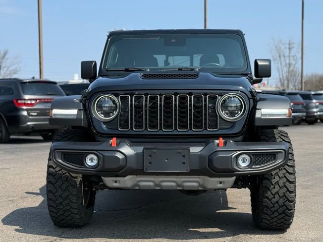 Used 2024 Jeep Gladiator Mojave w/ Convenience Group AWD/4WD image 41