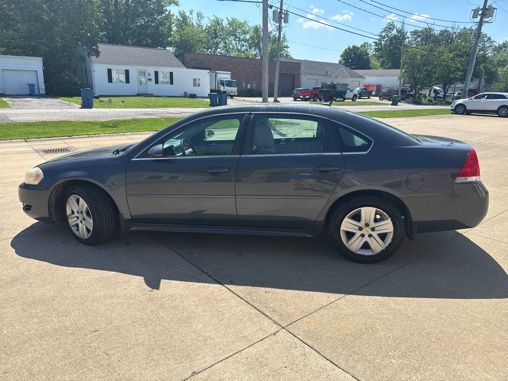 Used 2011 Chevrolet Impala LS FWD image 5