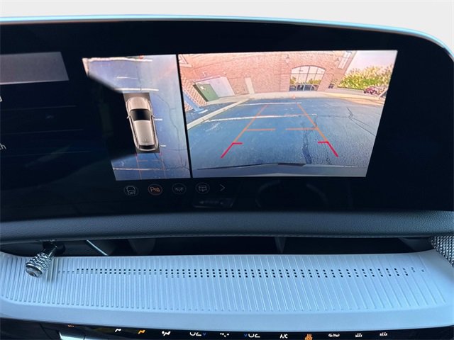 New 2025 Cadillac Optiq Sport 2 w/ LPO, ONYX Package image 20