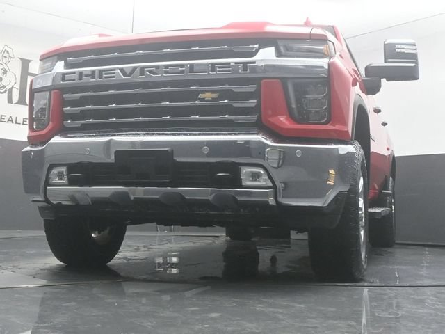 Used 2022 Chevrolet Silverado 2500 LTZ w/ LTZ Convenience Package AWD/4WD image 4
