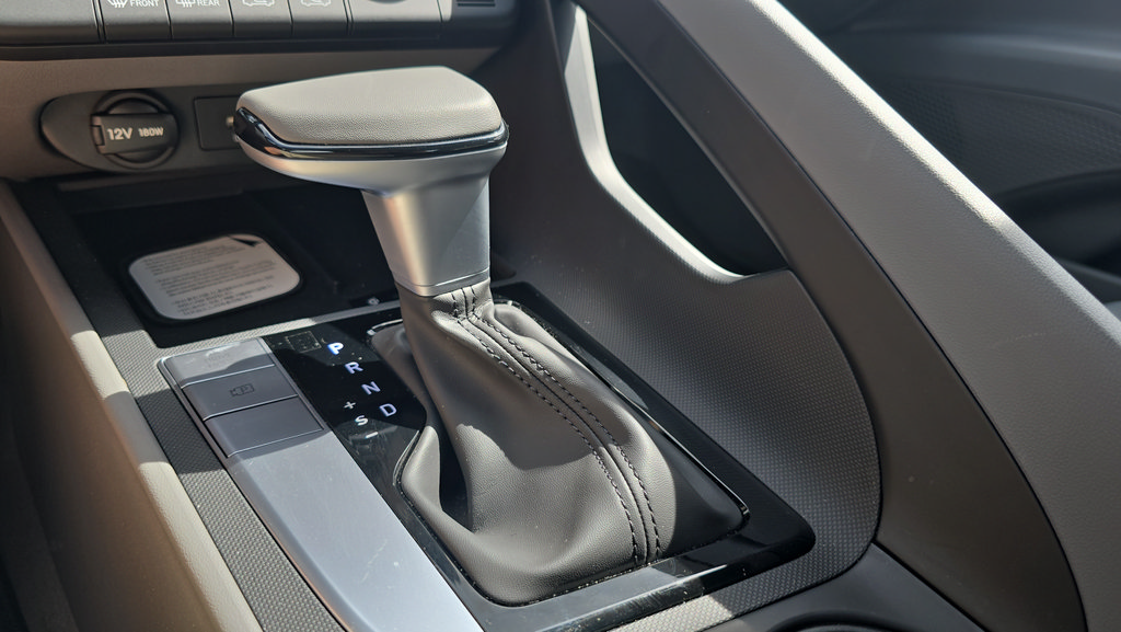 Certified 2026 Hyundai Elantra Sport FWD image 22