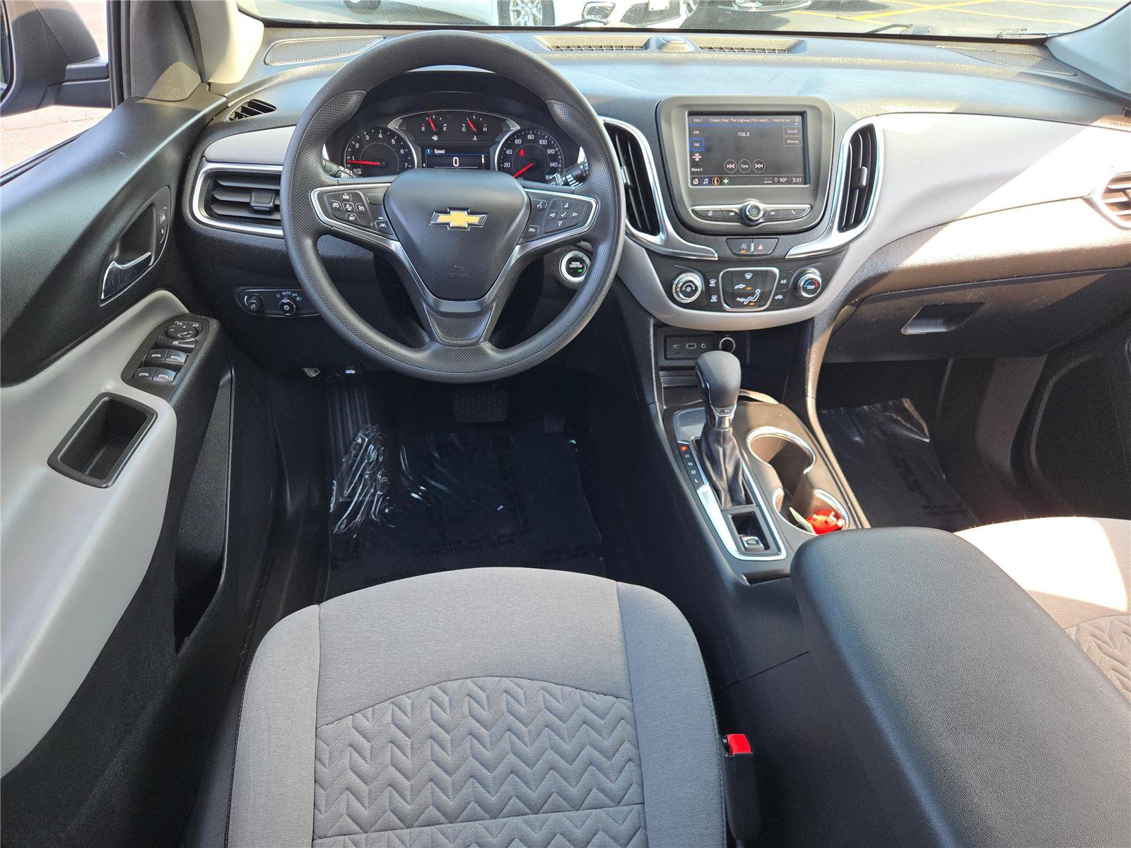 Used 2024 Chevrolet Equinox LS w/ LS Convenience Package FWD image 20