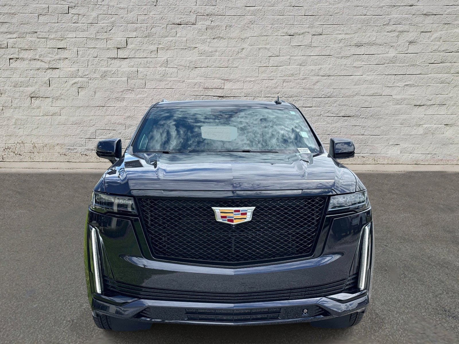Used 2024 Cadillac Escalade Sport Platinum w/ Heavy-Duty Trailer Package AWD/4WD image 7