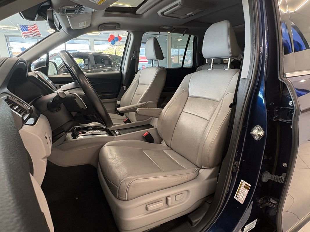 Used 2017 Honda Pilot Elite image 22