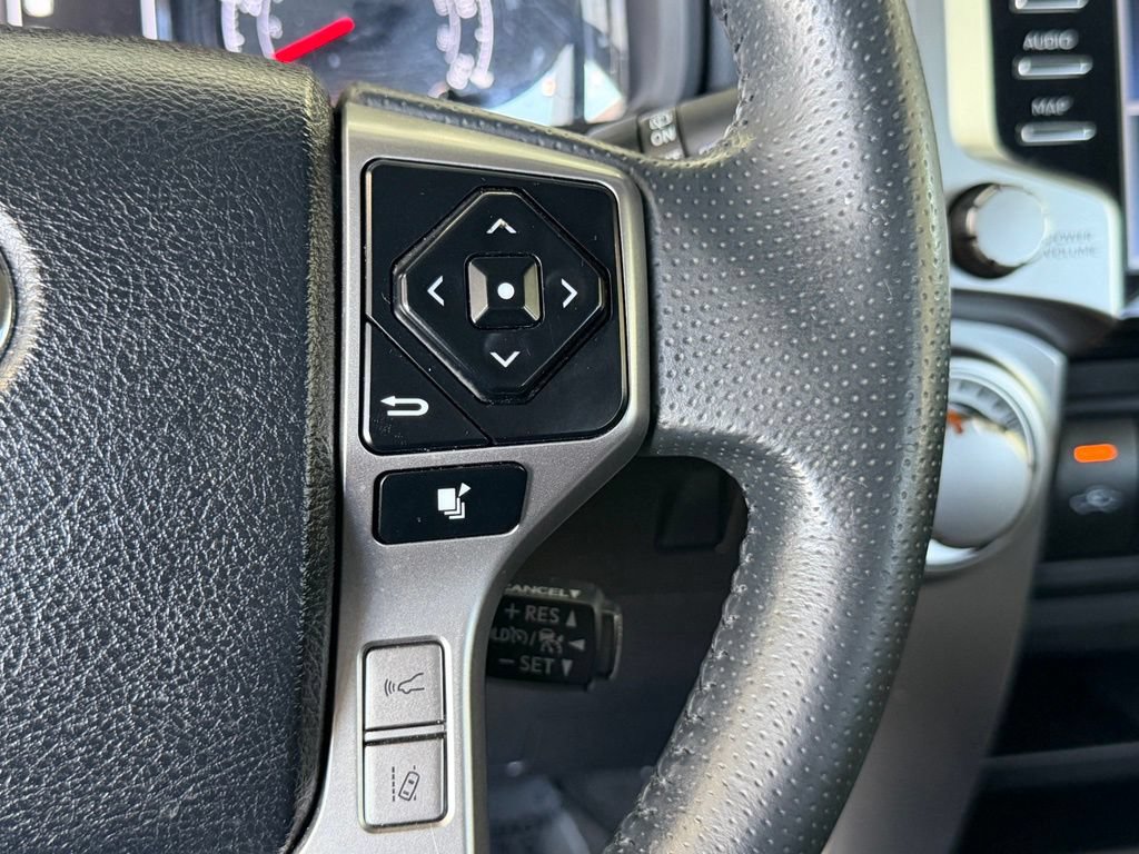 Used 2021 Toyota 4Runner SR5 AWD/4WD image 26