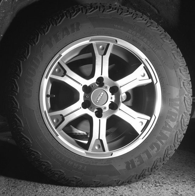 Certified 2018 GMC Yukon Denali w/ Denali Ultimate Package image 8