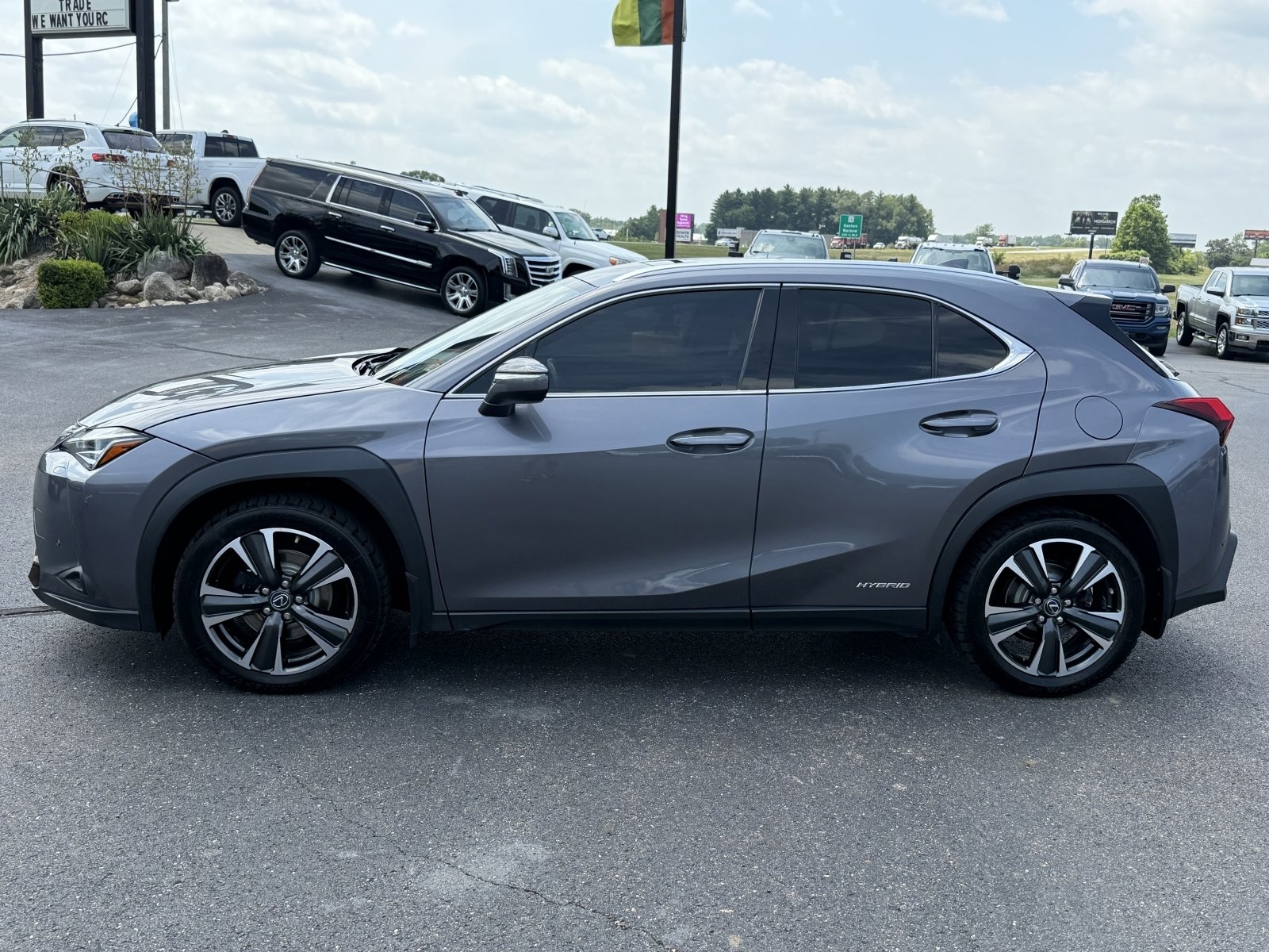 Used 2020 Lexus UX 250h UX 250h CVT image 5