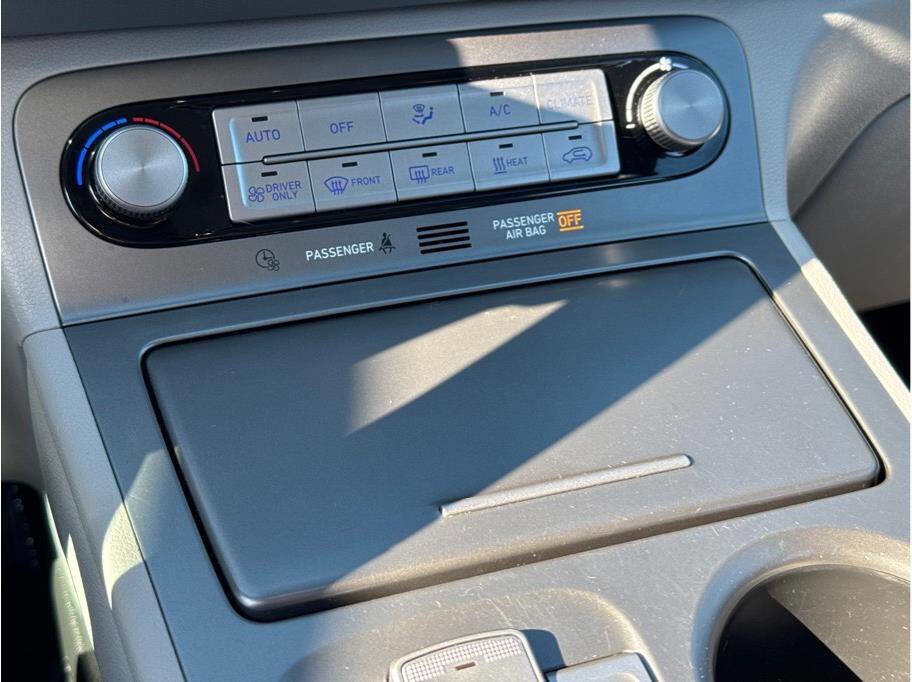 Used 2020 Hyundai Kona Ultimate image 11