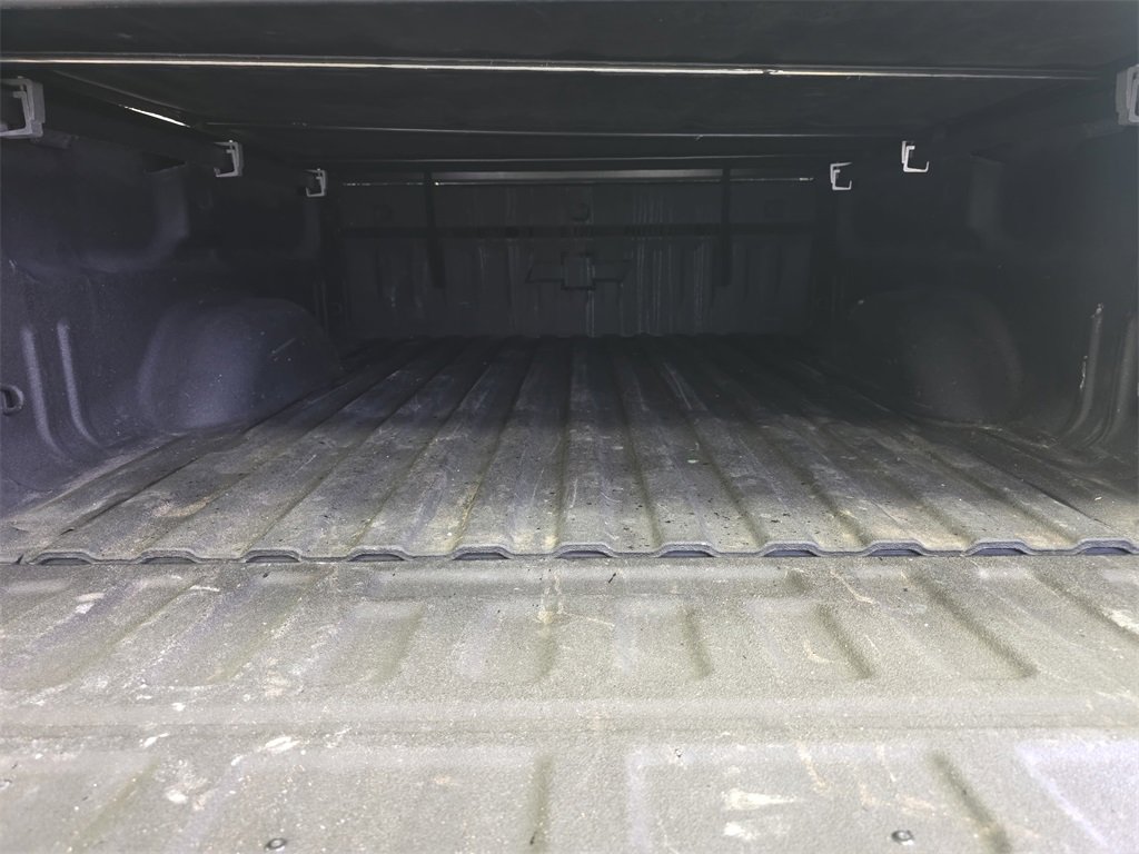 Used 2015 Chevrolet Silverado 1500 LT w/ Midnight Edition image 12