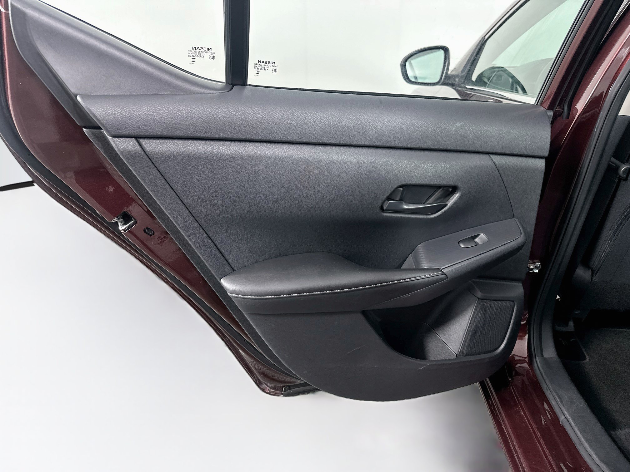 Used 2025 Nissan Sentra SV FWD image 27