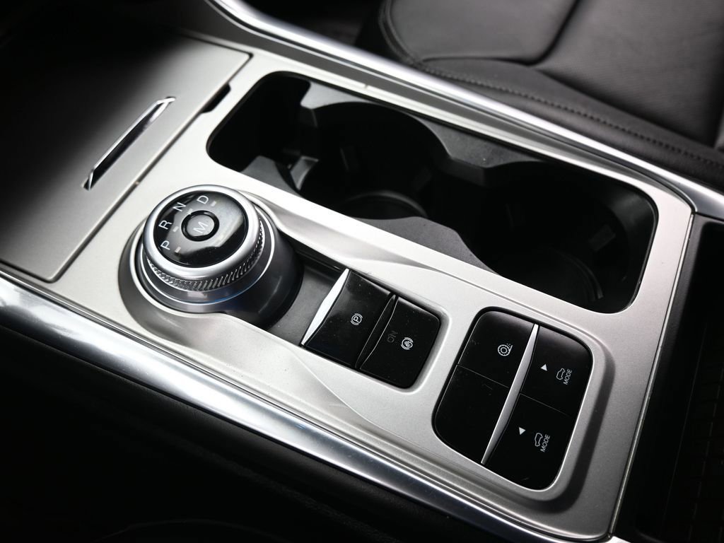 Certified 2020 Ford Explorer Limited w/ Hybrid Equipment Group 310A RWD image 16