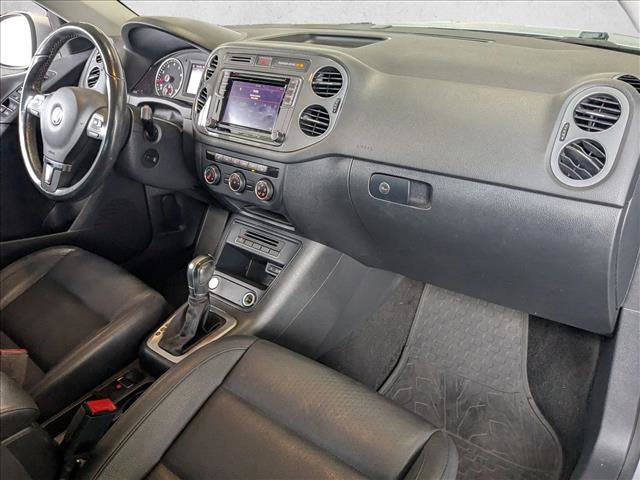 Used 2017 Volkswagen Tiguan Wolfsburg Edition image 21
