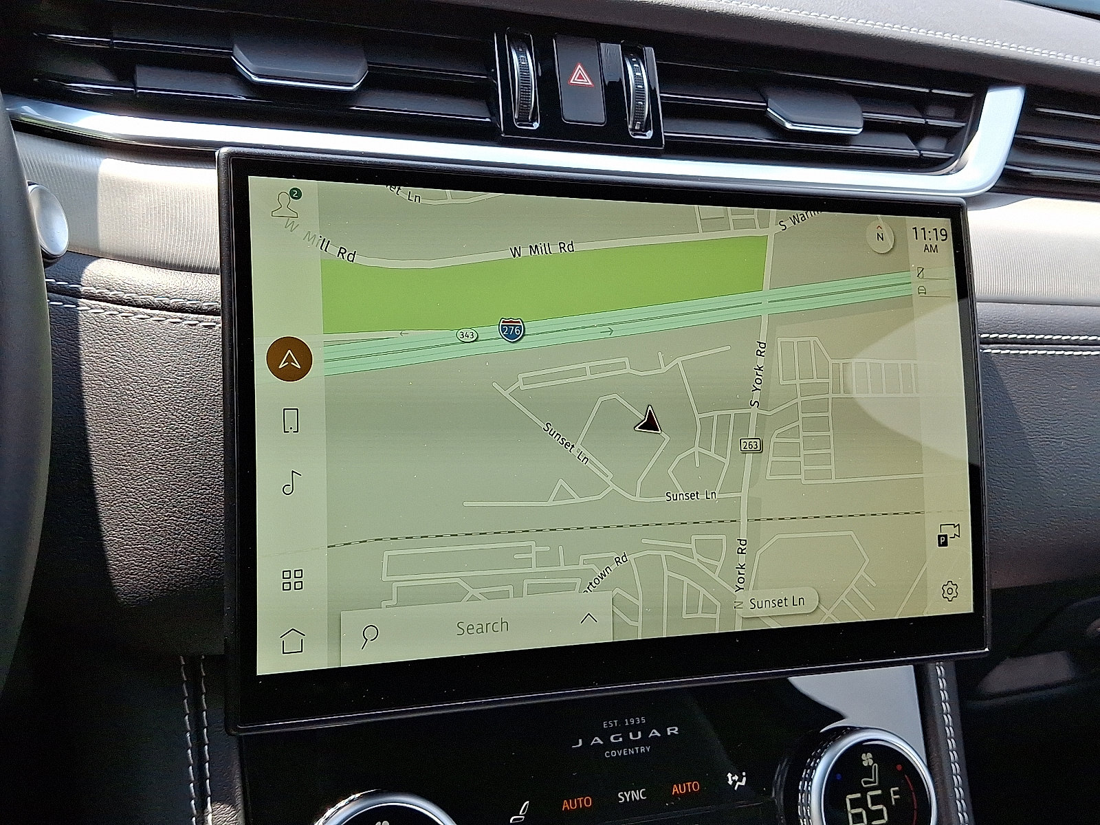 Certified 2025 Jaguar F-PACE R-Dynamic S image 17