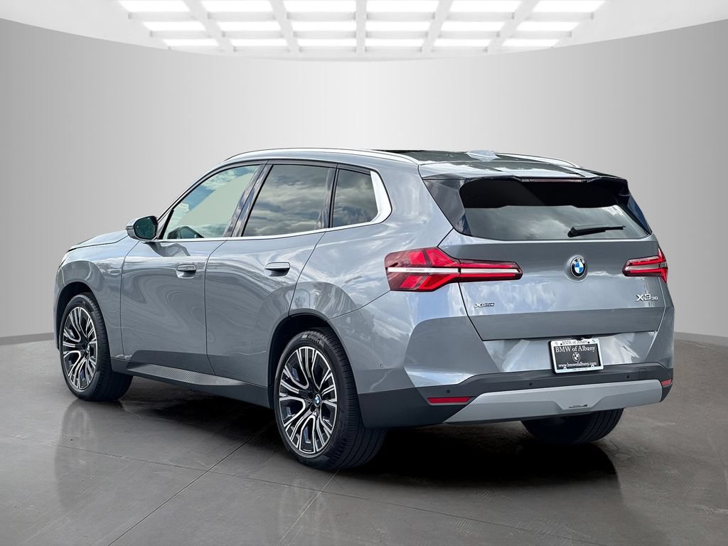 Certified 2025 BMW X3 xDrive30i AWD/4WD image 4