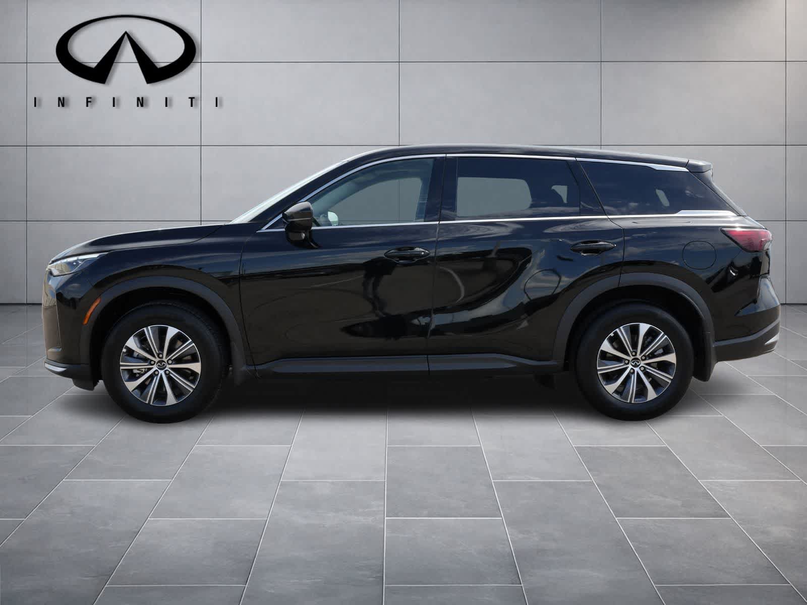 Certified 2027 INFINITI QX60 Pure w/ Cargo Package FWD image 4