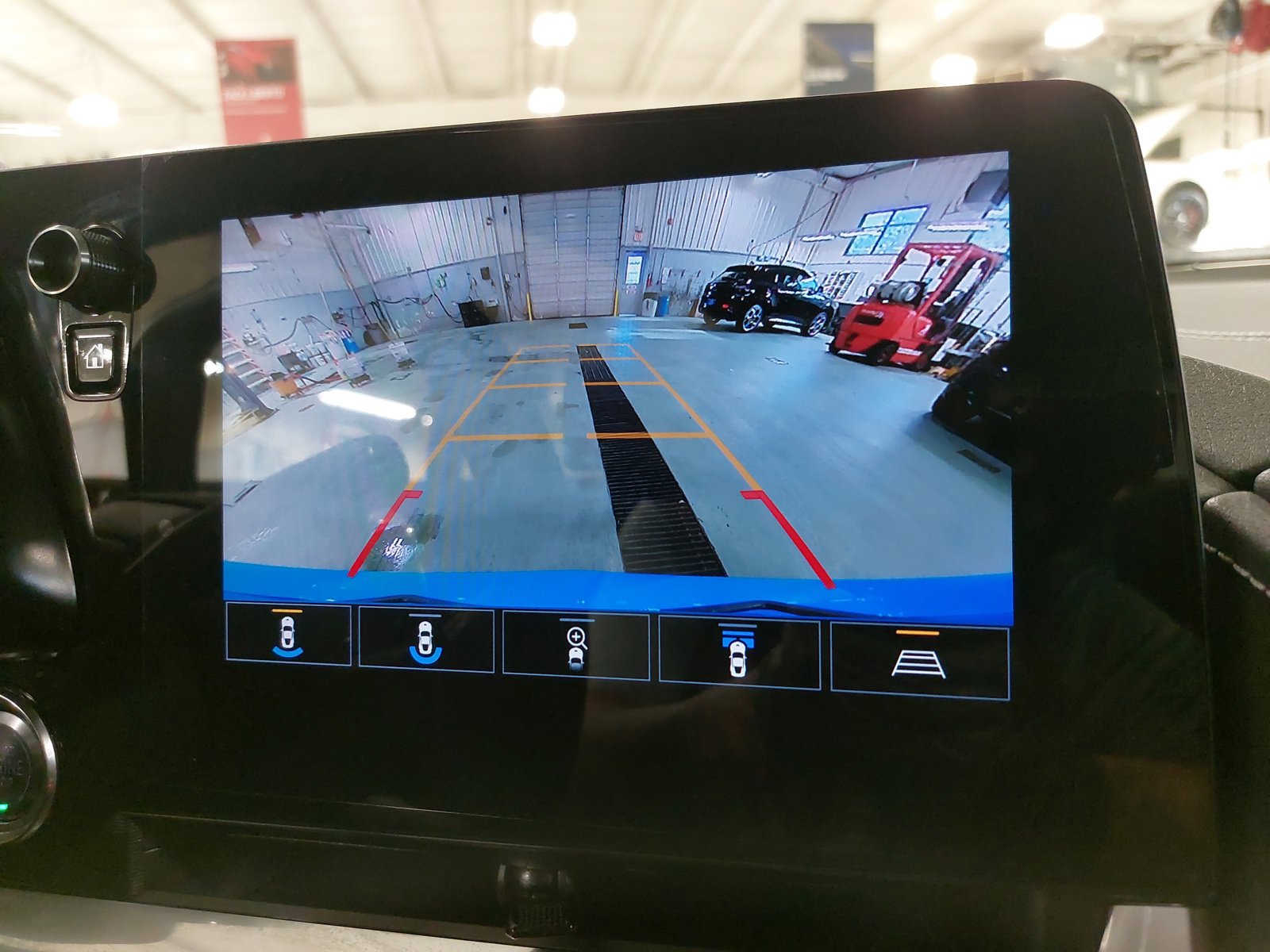 Used 2023 Chevrolet Corvette Stingray Preferred Cpe w/ 2LT image 21