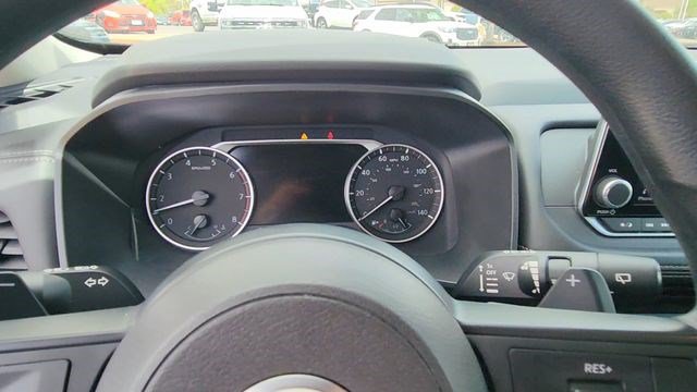 Used 2024 Nissan Rogue S AWD/4WD image 37
