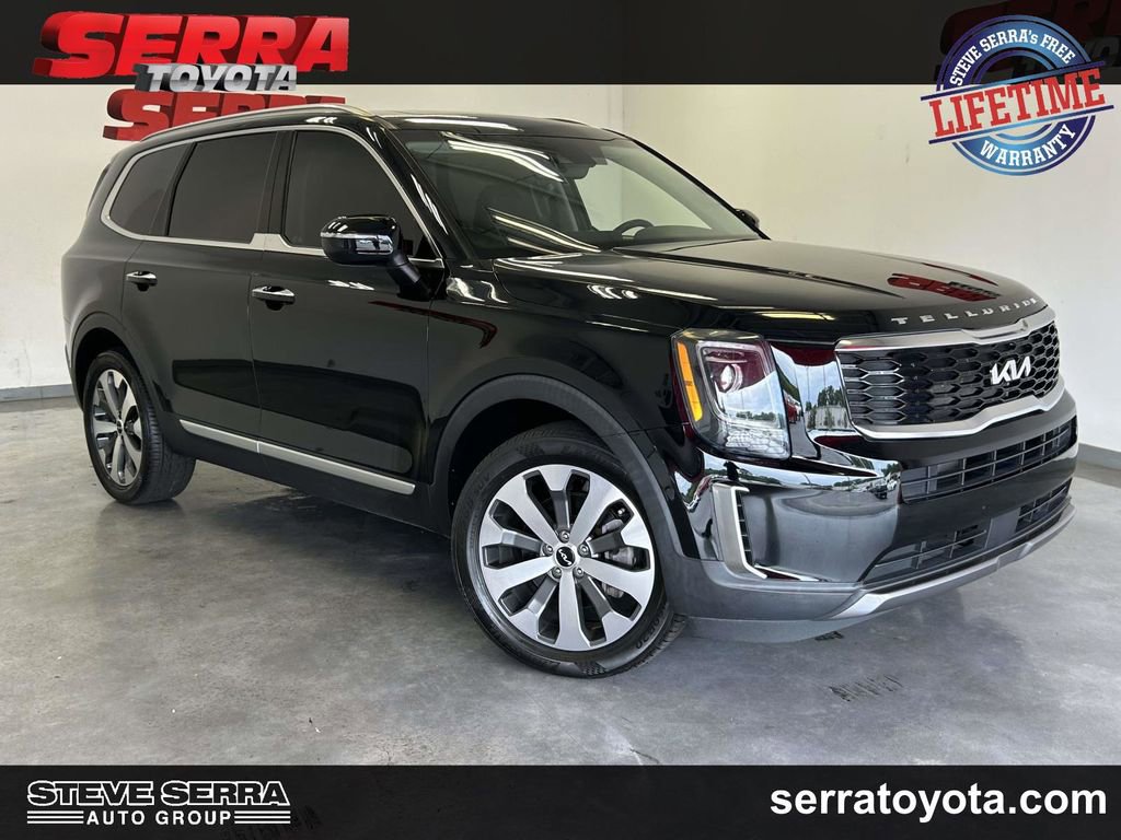 Used 2022 Kia Telluride S FWD image 1