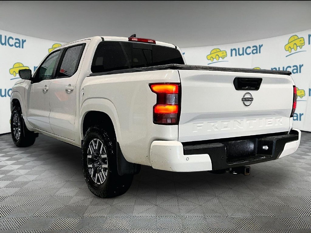Used 2024 Nissan Frontier SL w/ Technology Package AWD/4WD image 5