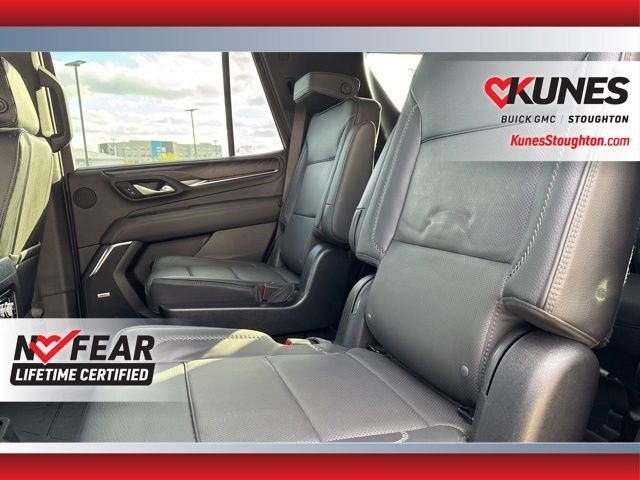 Used 2023 GMC Yukon Denali w/ LPO, Floor Liner Package image 19