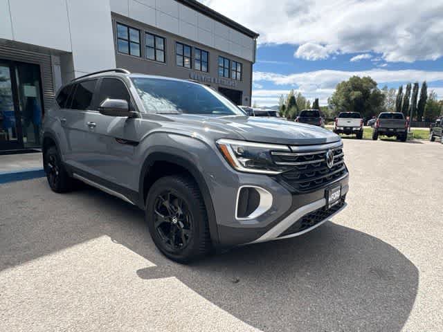 Used 2024 Volkswagen Atlas Peak Edition SE