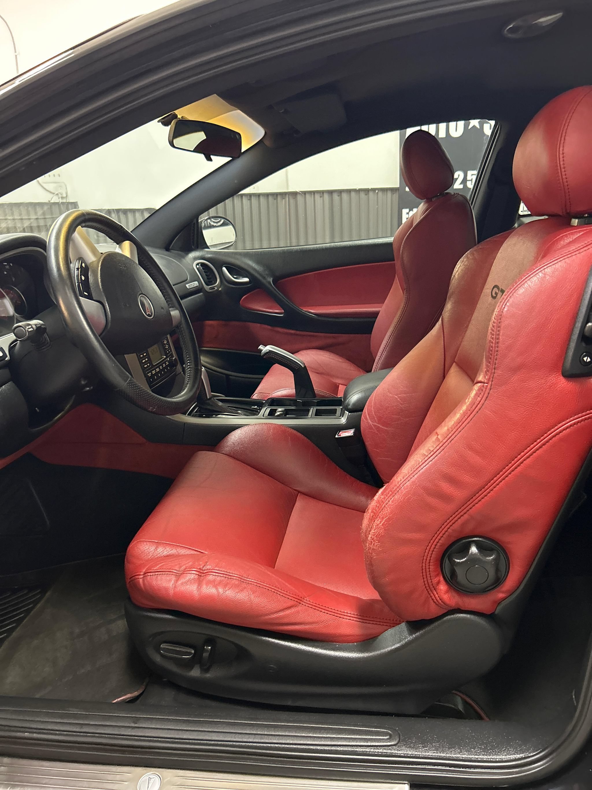 Used 2005 Pontiac GTO RWD image 8