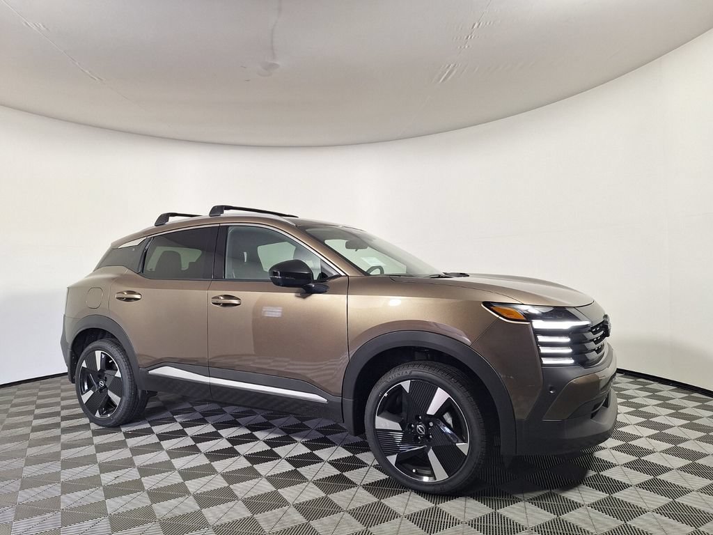 Used 2026 Nissan Kicks SR FWD image 3