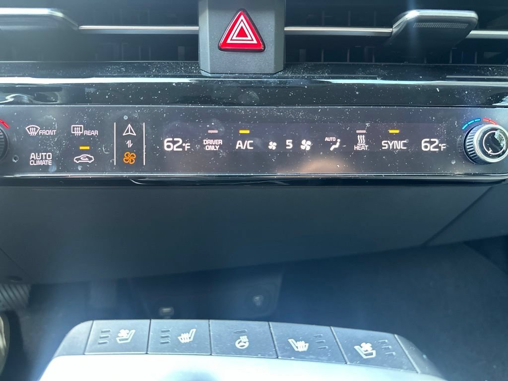 Used 2024 Kia EV6 Wind w/ Wind Technology Package AWD/4WD image 15
