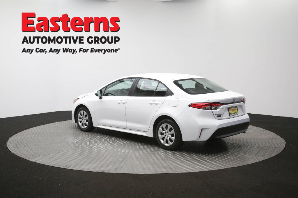 Used 2025 Toyota Corolla LE FWD image 61
