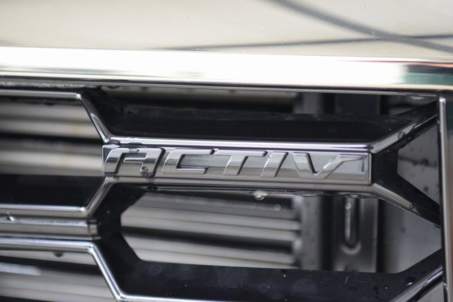 Used 2026 Chevrolet Equinox ACTIV image 12