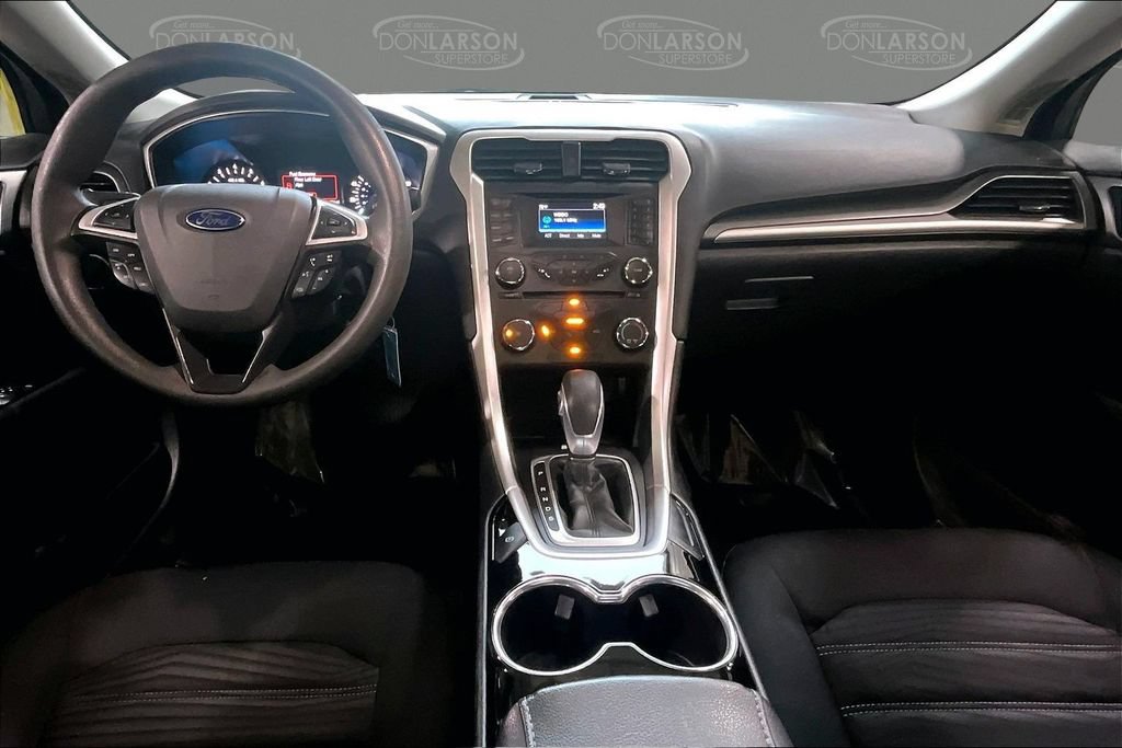 Used 2016 Ford Fusion SE FWD image 22