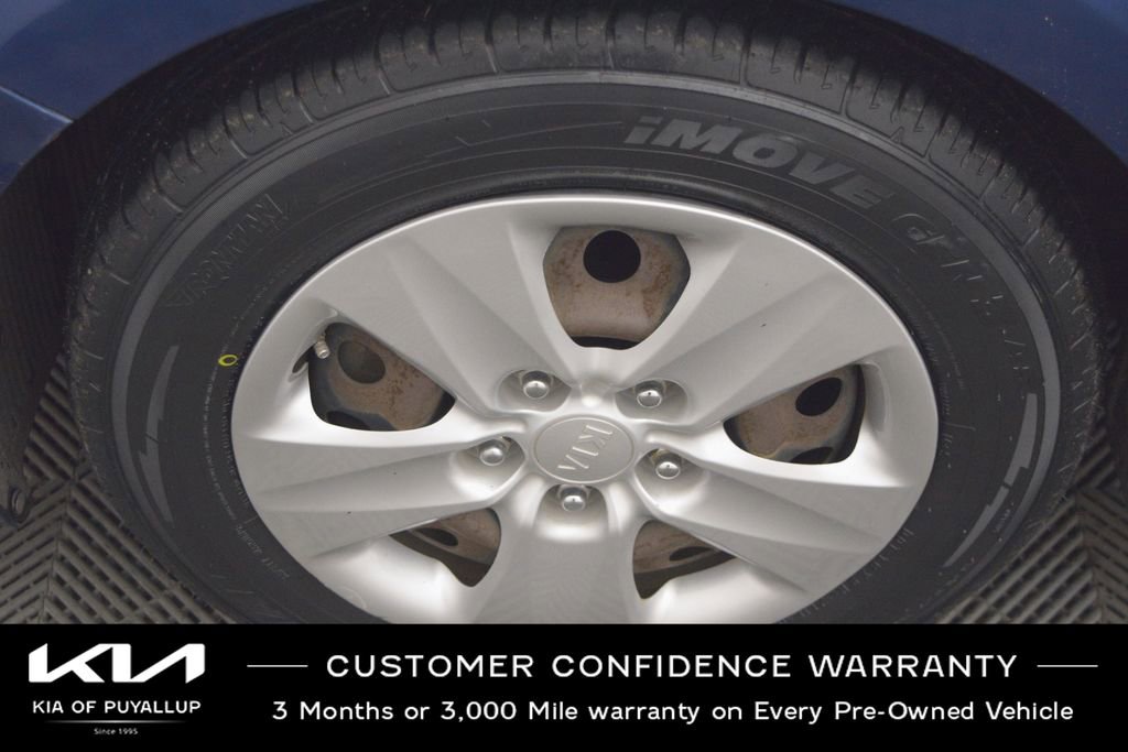 Used 2017 Kia Forte LX image 21