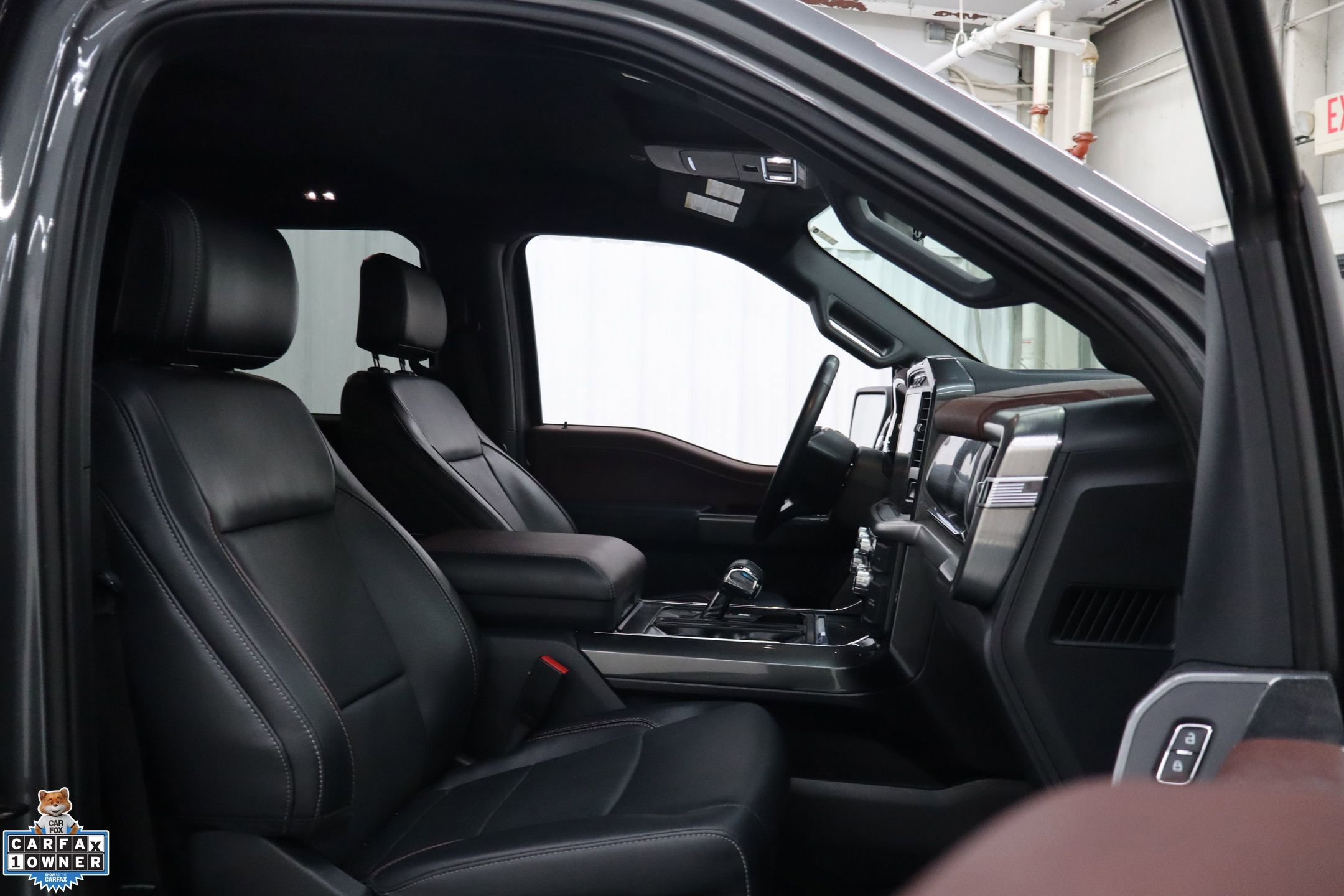 Used 2023 Ford F150 Lariat image 28