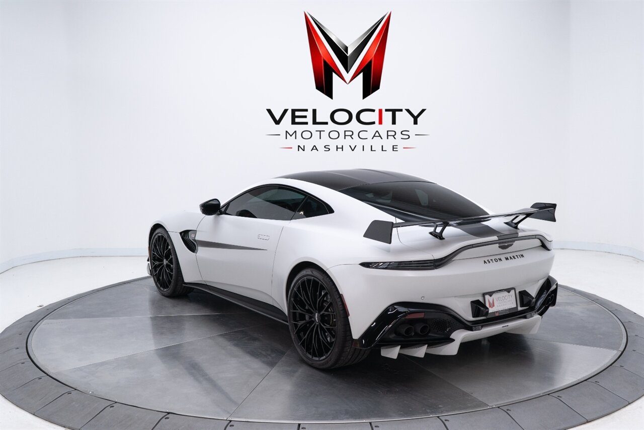 Used 2023 Aston Martin V8 Vantage Coupe RWD image 16