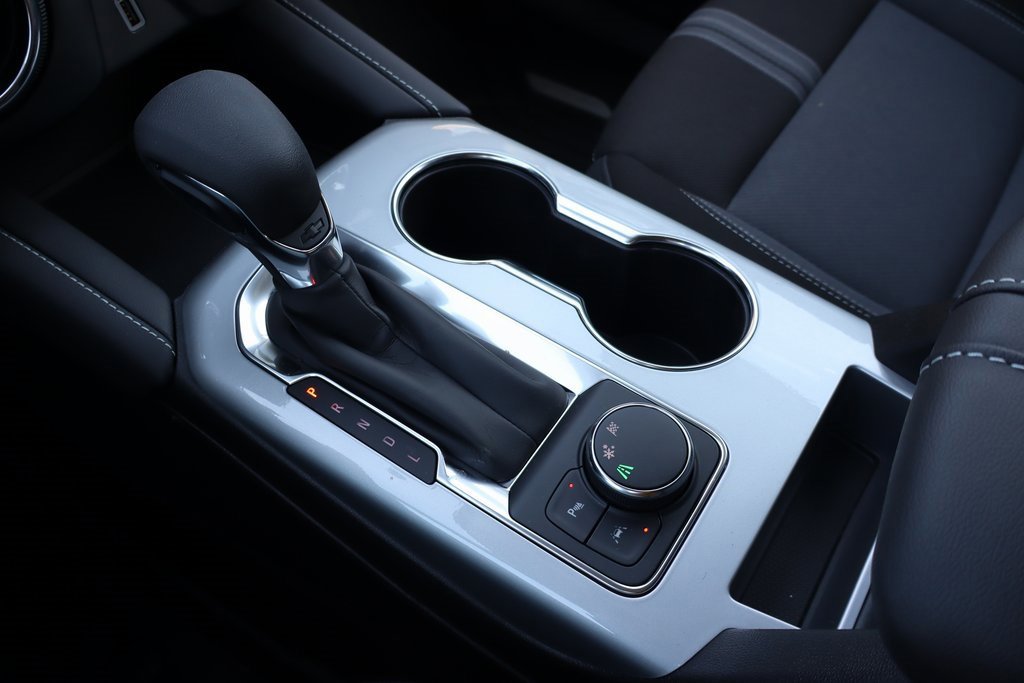 New 2026 Chevrolet Blazer LT w/ Midnight/Sport Edition image 8