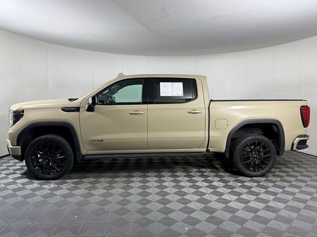 Used 2023 GMC Sierra 1500 AT4 w/ AT4 Premium Package AWD/4WD image 3