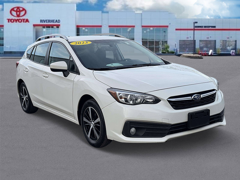 Used 2023 Subaru Impreza Premium image 2