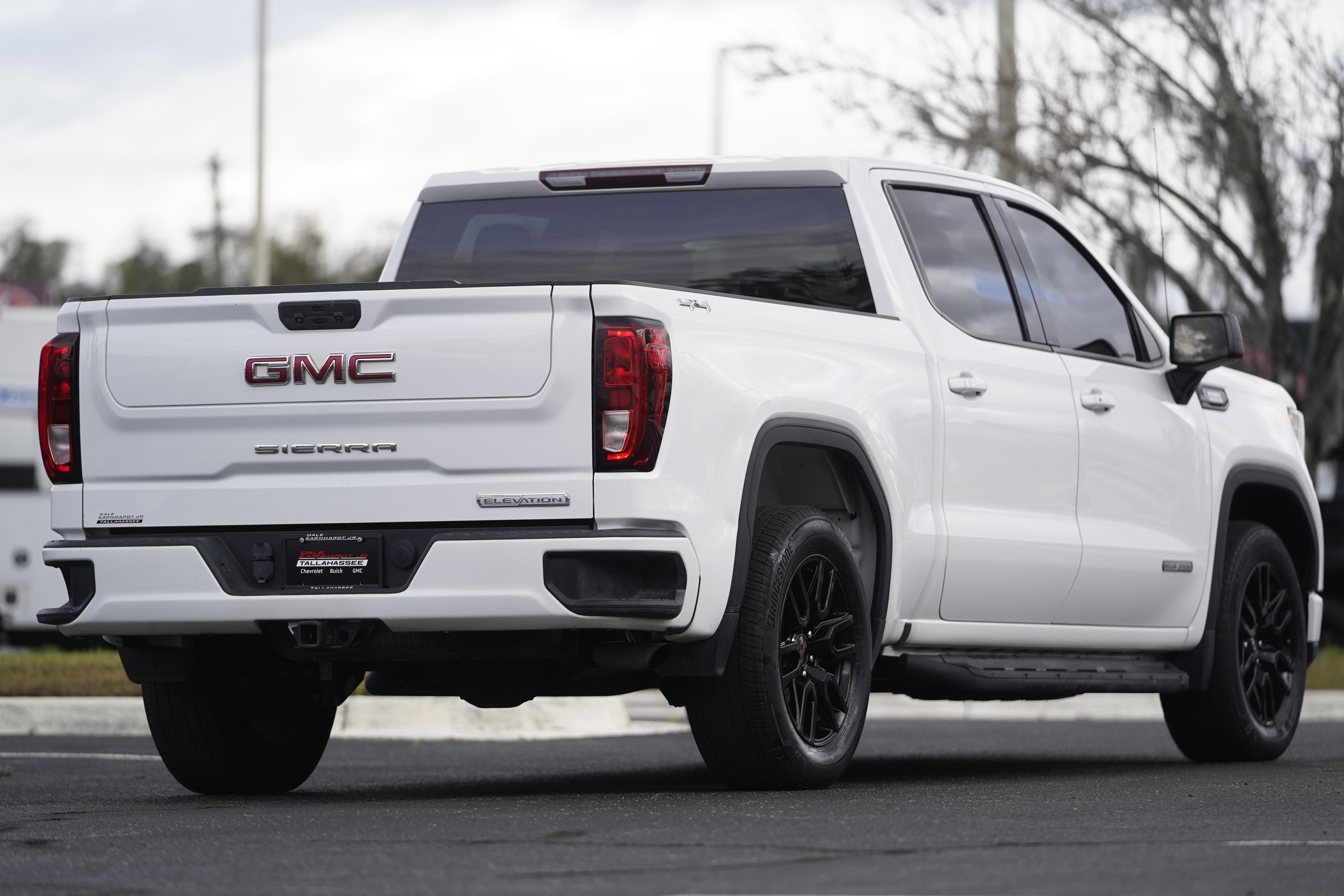 Used 2022 GMC Sierra 1500 Elevation image 42