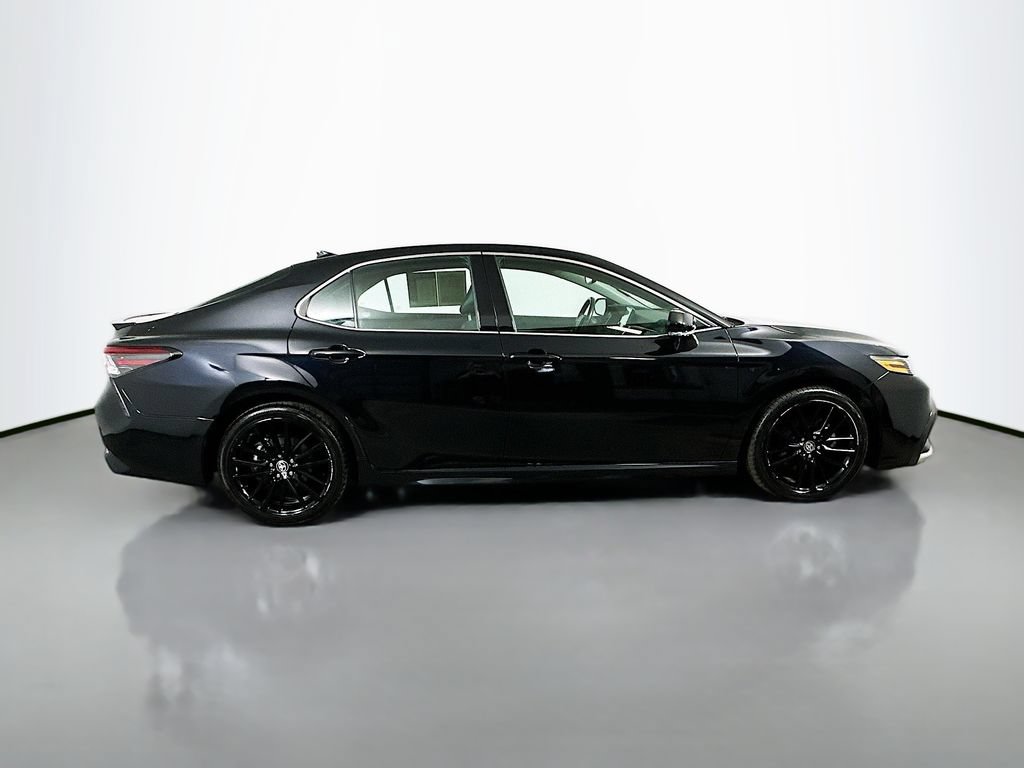 Used 2024 Toyota Camry XSE FWD image 7