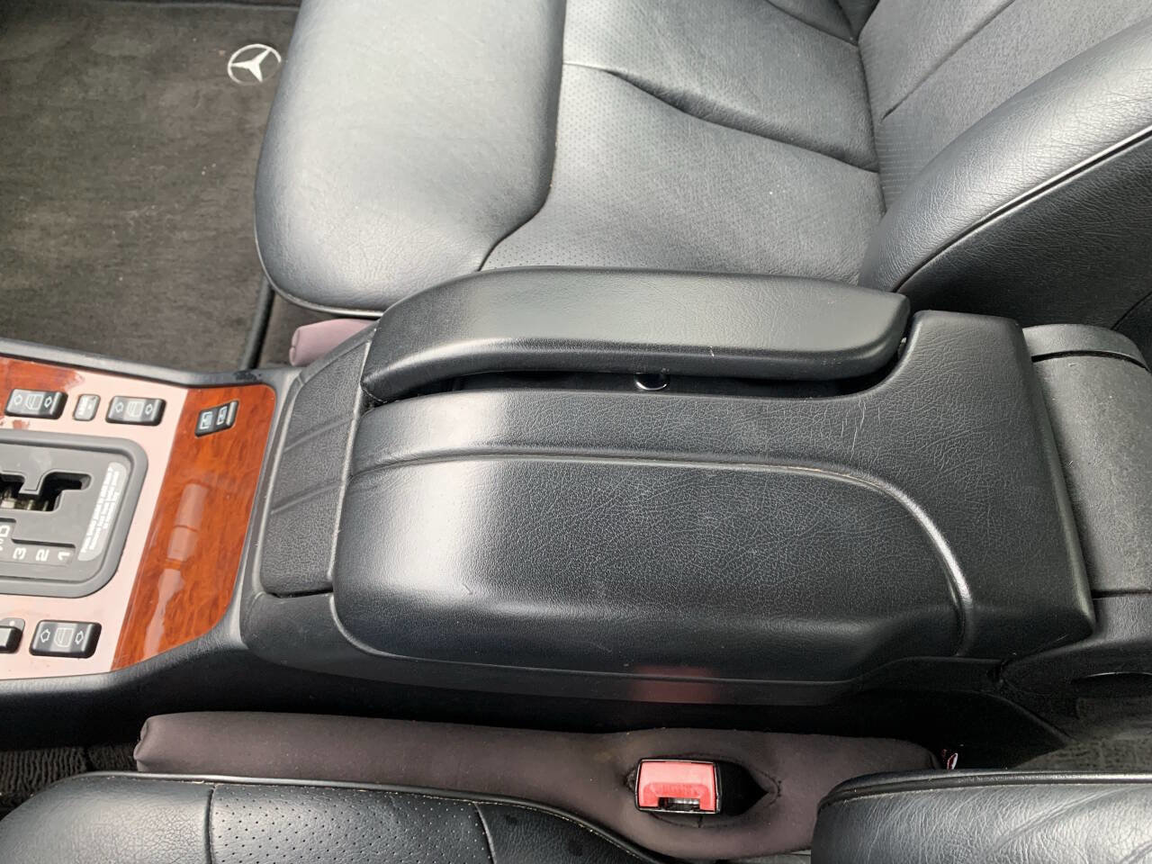 Used 1999 Mercedes-Benz S 320 image 38