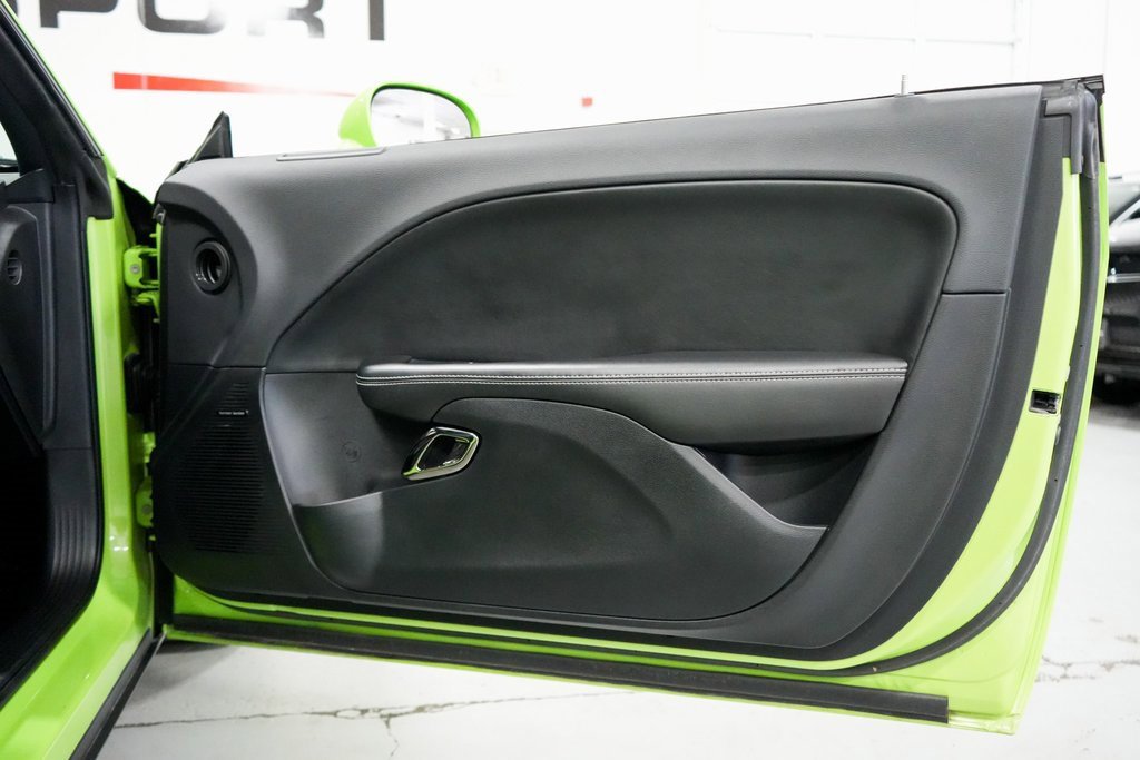 Used 2015 Dodge Challenger SRT Hellcat image 19